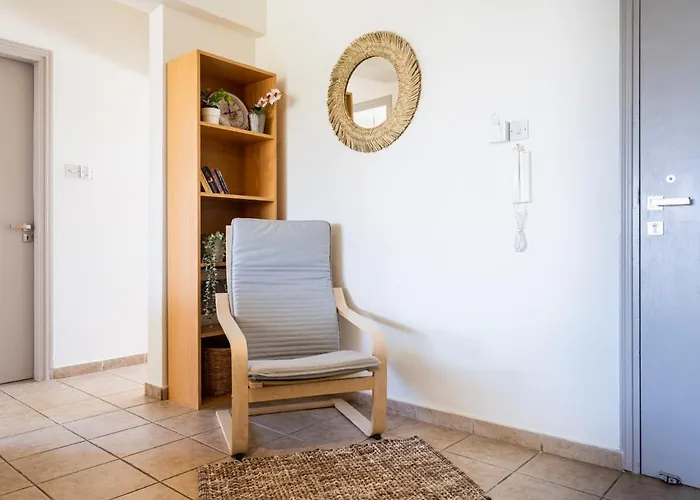 Apartament Yellow Canvas - 2-br & Balcony In *